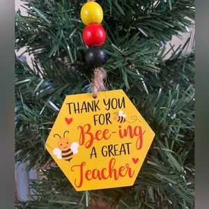 teacher appreciation ornament, wood bead garland.